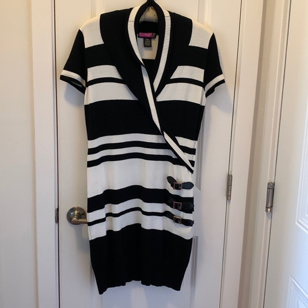 SWEATER DRESS